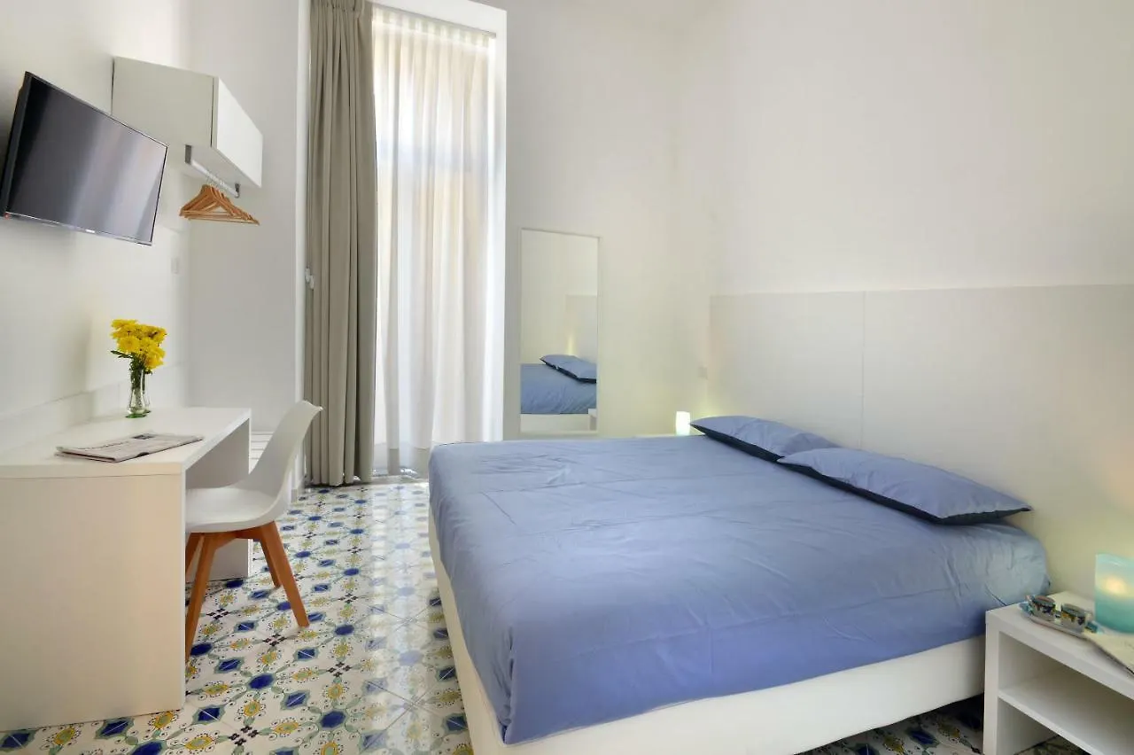 Hotel Casa Teresella Neapol 3*,